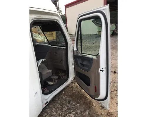 FREIGHTLINER CASCADIA 125 CAB