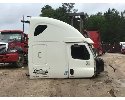 FREIGHTLINER CASCADIA 125 CAB