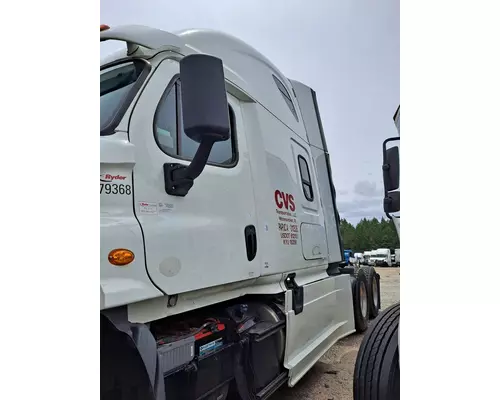 FREIGHTLINER CASCADIA 125 CAB