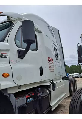 FREIGHTLINER CASCADIA 125 CAB