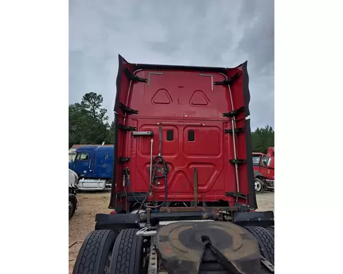 FREIGHTLINER CASCADIA 125 CAB