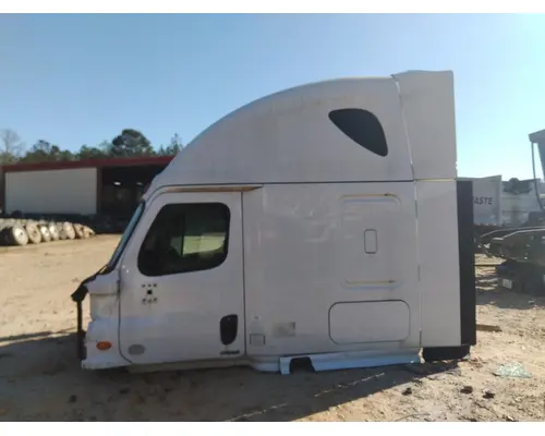 FREIGHTLINER CASCADIA 125 CAB