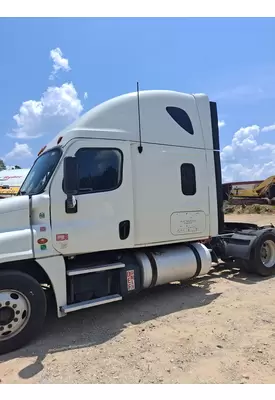 FREIGHTLINER CASCADIA 125 CAB