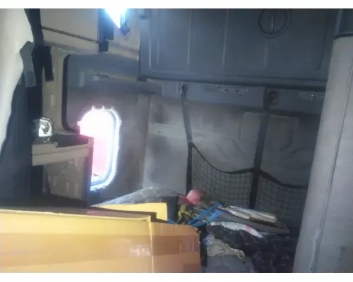 FREIGHTLINER CASCADIA 125 CAB