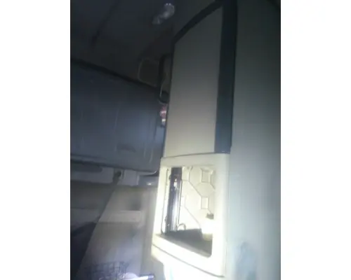 FREIGHTLINER CASCADIA 125 CAB