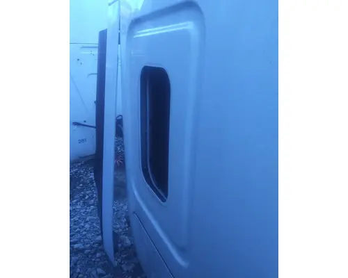 FREIGHTLINER CASCADIA 125 CAB