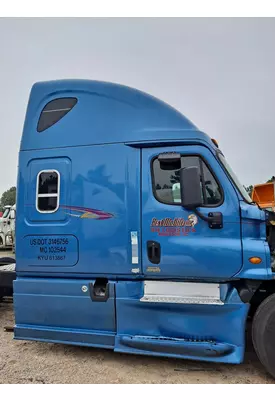 FREIGHTLINER CASCADIA 125 CAB