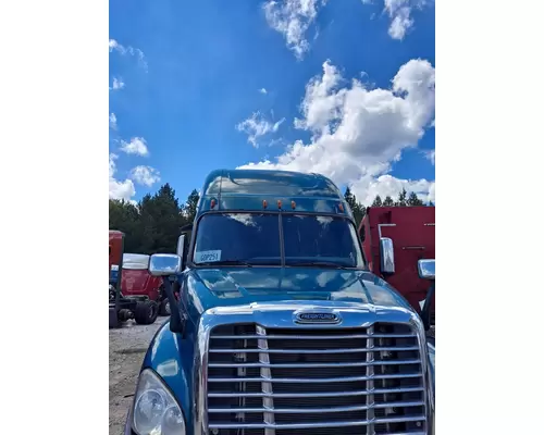 FREIGHTLINER CASCADIA 125 CAB