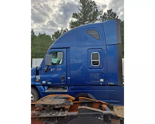 FREIGHTLINER CASCADIA 125 CAB