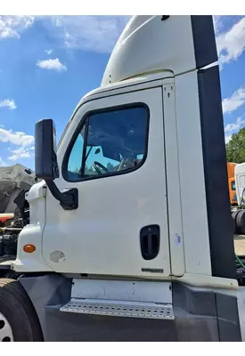 FREIGHTLINER CASCADIA 125 CAB