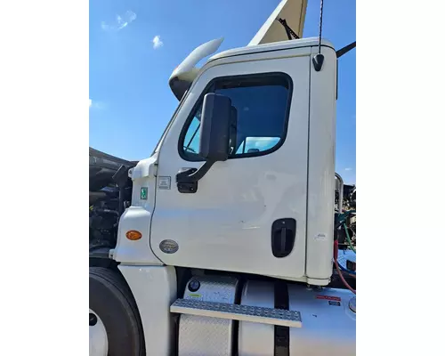 FREIGHTLINER CASCADIA 125 CAB