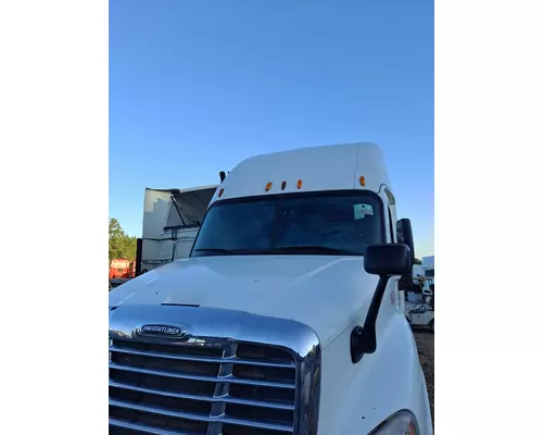 FREIGHTLINER CASCADIA 125 CAB