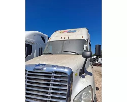 FREIGHTLINER CASCADIA 125 CAB