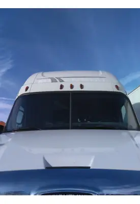 FREIGHTLINER CASCADIA 125 CAB