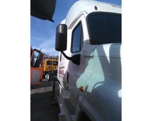 FREIGHTLINER CASCADIA 125 CAB