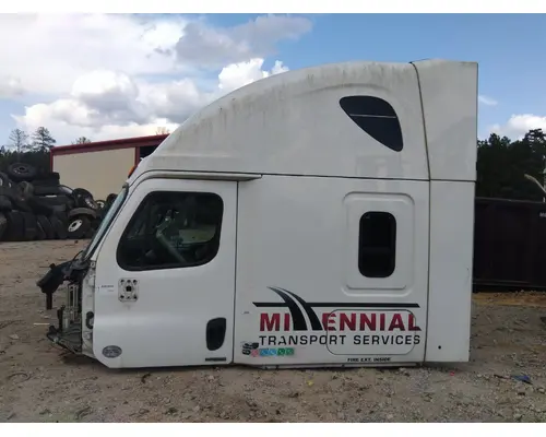 FREIGHTLINER CASCADIA 125 CAB