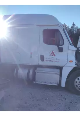 FREIGHTLINER CASCADIA 125 CAB