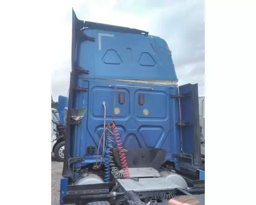 FREIGHTLINER CASCADIA 125 CAB