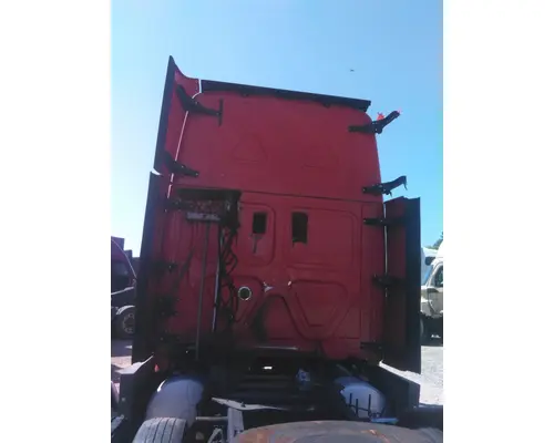 FREIGHTLINER CASCADIA 125 CAB