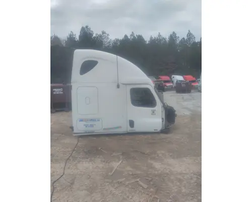 FREIGHTLINER CASCADIA 125 CAB