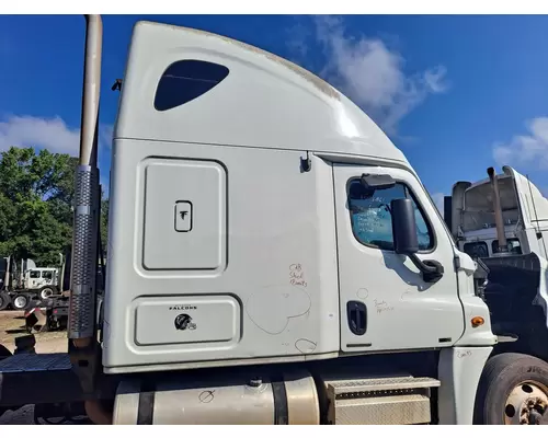 FREIGHTLINER CASCADIA 125 CAB