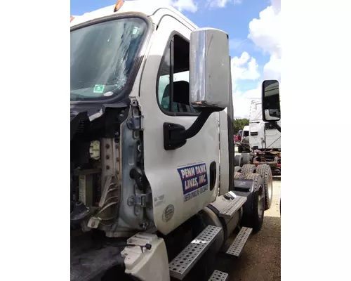 FREIGHTLINER CASCADIA 125 CAB