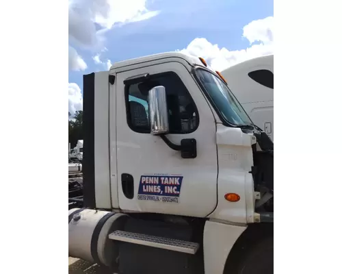 FREIGHTLINER CASCADIA 125 CAB