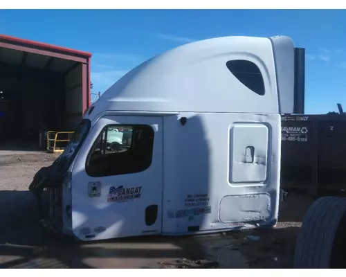 FREIGHTLINER CASCADIA 125 CAB