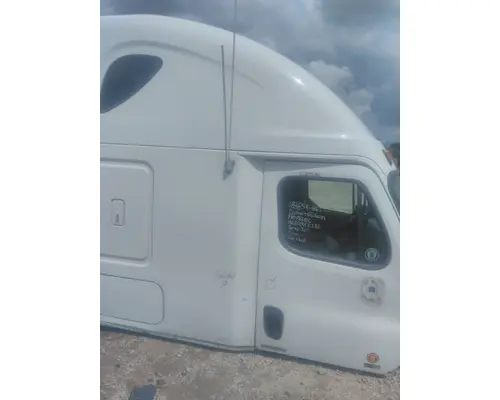 FREIGHTLINER CASCADIA 125 CAB