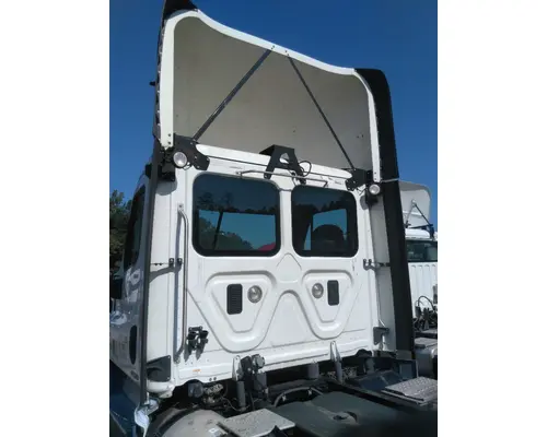 FREIGHTLINER CASCADIA 125 CAB