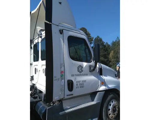 FREIGHTLINER CASCADIA 125 CAB