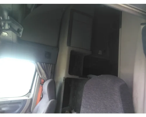 FREIGHTLINER CASCADIA 125 CAB