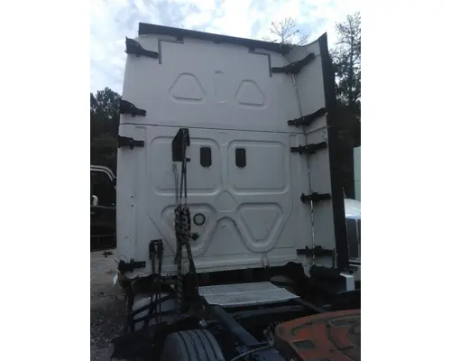 FREIGHTLINER CASCADIA 125 CAB