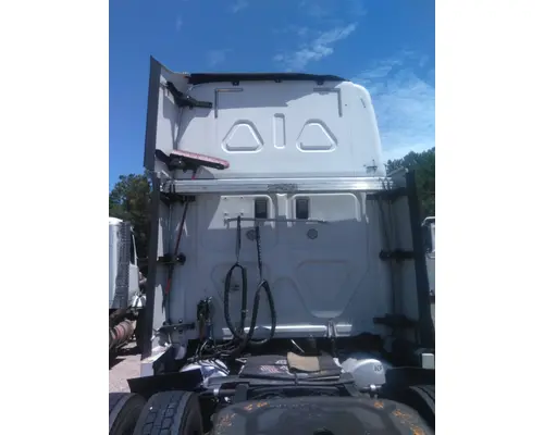 FREIGHTLINER CASCADIA 125 CAB