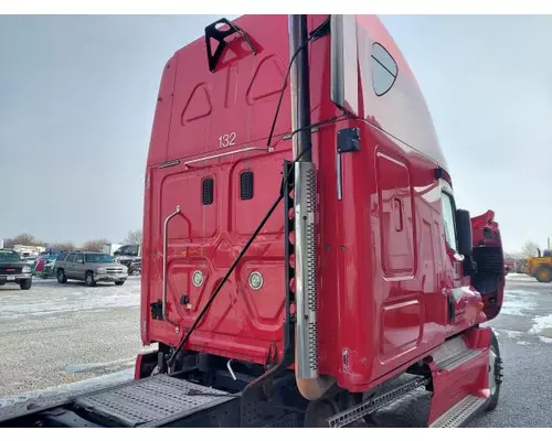 FREIGHTLINER CASCADIA 125 CAB