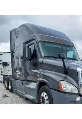 FREIGHTLINER CASCADIA 125 CAB