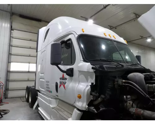 FREIGHTLINER CASCADIA 125 CAB