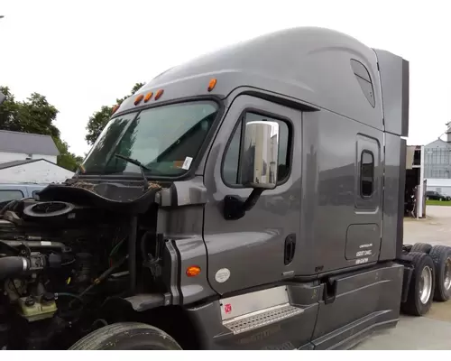 FREIGHTLINER CASCADIA 125 CAB