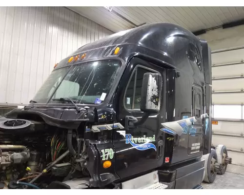 FREIGHTLINER CASCADIA 125 CAB