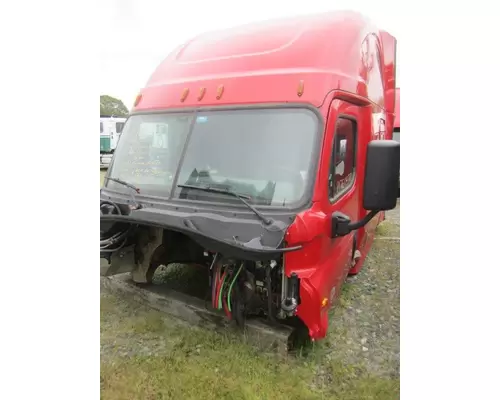 FREIGHTLINER CASCADIA 125 CAB