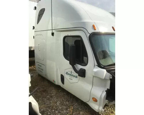 FREIGHTLINER CASCADIA 125 CAB