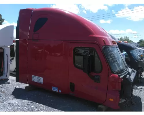 FREIGHTLINER CASCADIA 125 CAB