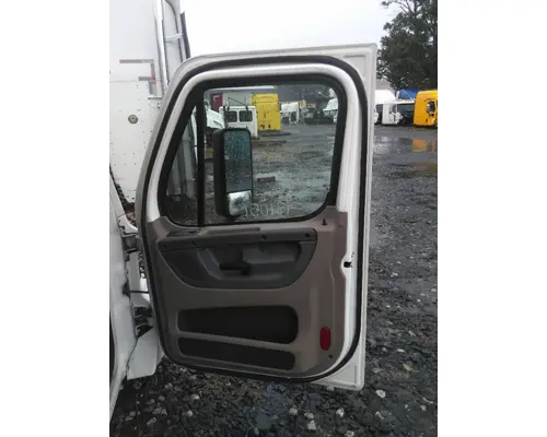 FREIGHTLINER CASCADIA 125 CAB