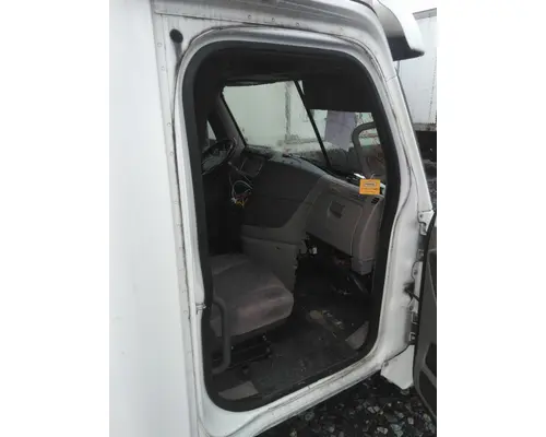 FREIGHTLINER CASCADIA 125 CAB