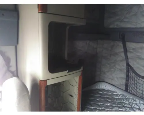 FREIGHTLINER CASCADIA 125 CAB