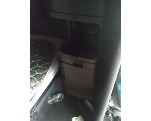 FREIGHTLINER CASCADIA 125 CAB