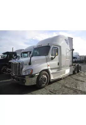 FREIGHTLINER CASCADIA 125 CAB