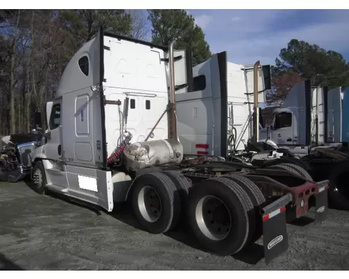 FREIGHTLINER CASCADIA 125 CAB