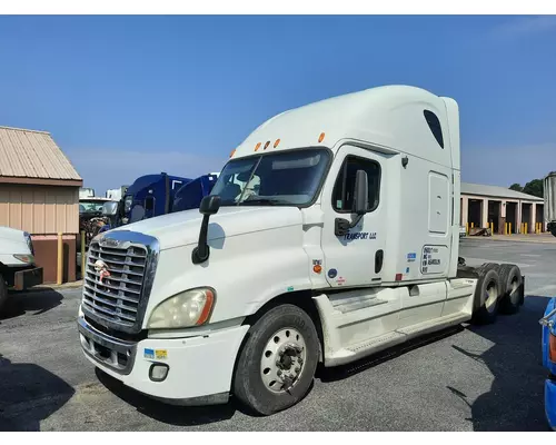 FREIGHTLINER CASCADIA 125 CAB