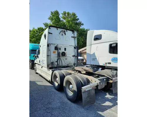 FREIGHTLINER CASCADIA 125 CAB